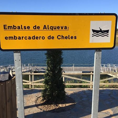Hostal Rural La Casa Verde Cheles 외부 사진