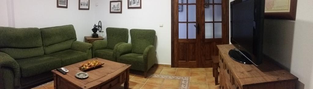 Hostal Rural La Casa Verde Cheles 외부 사진